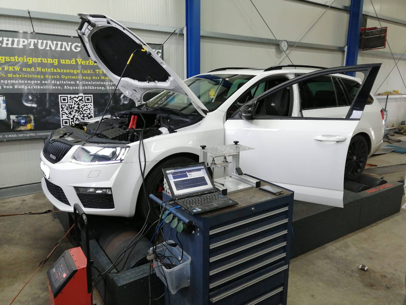 Skoda Octavia (2,0L TSI 220PS EURO6 CHH) Leistungssteigerung / Chiptuning